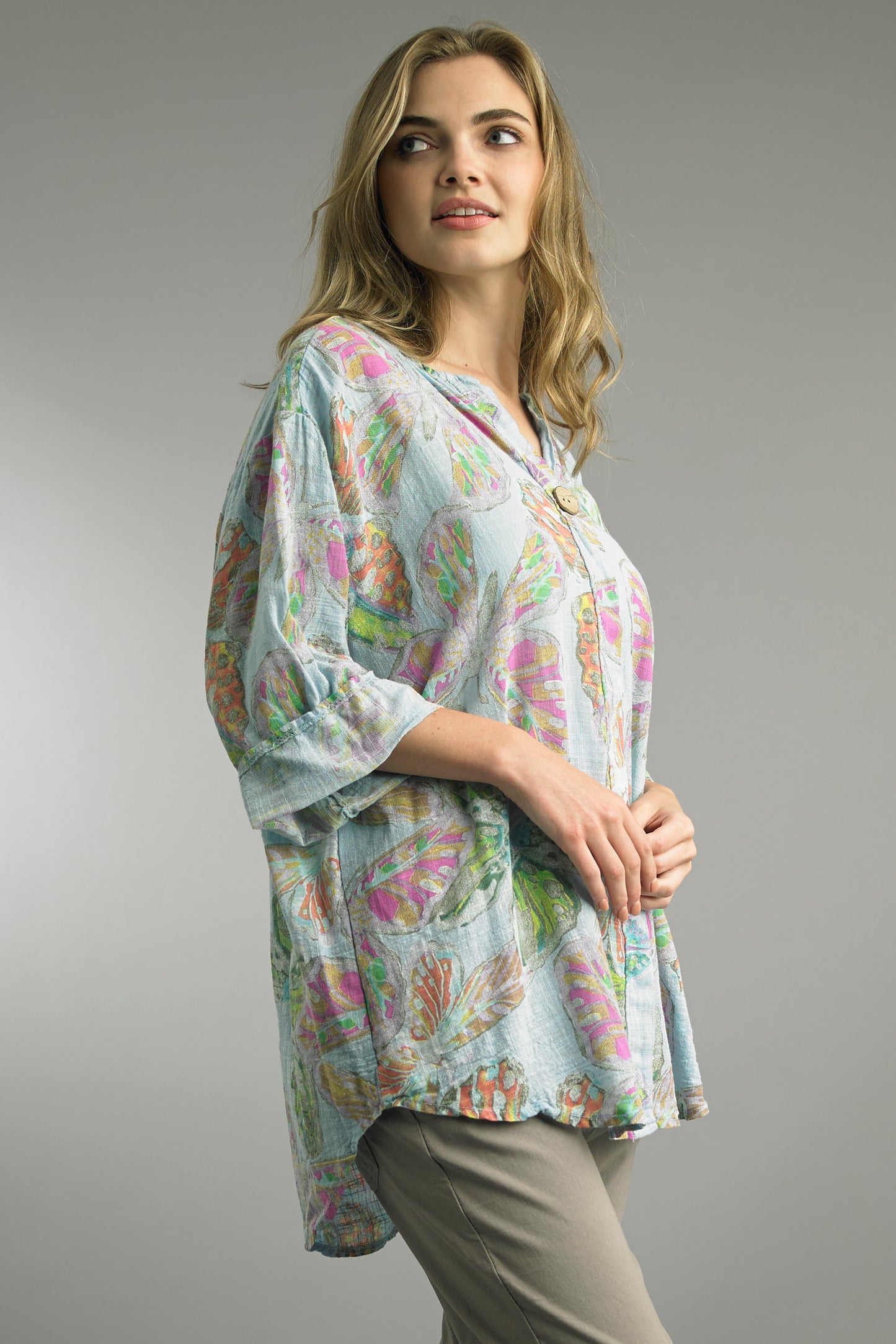 BUTTERFLY BREEZE ONE BUTTON TOP