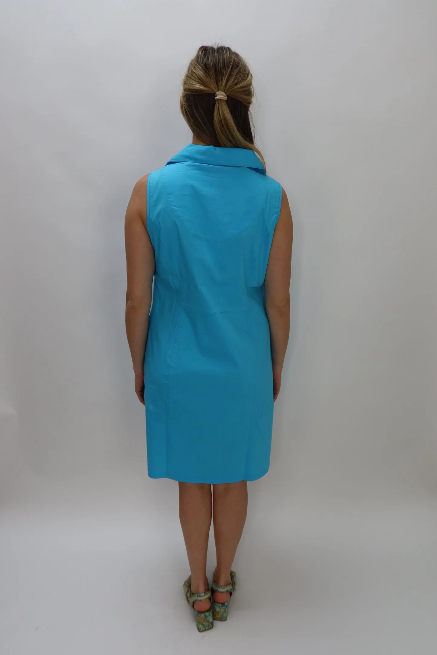 STRETCH ZIP UP SLEEVELESS DRESS