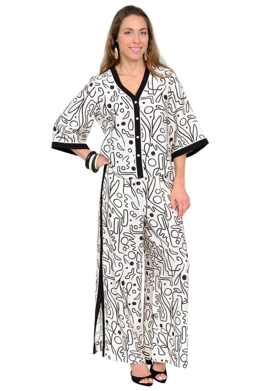 PRINTED FLARE LEG PANT W/ SIDE TRIM DETAIL