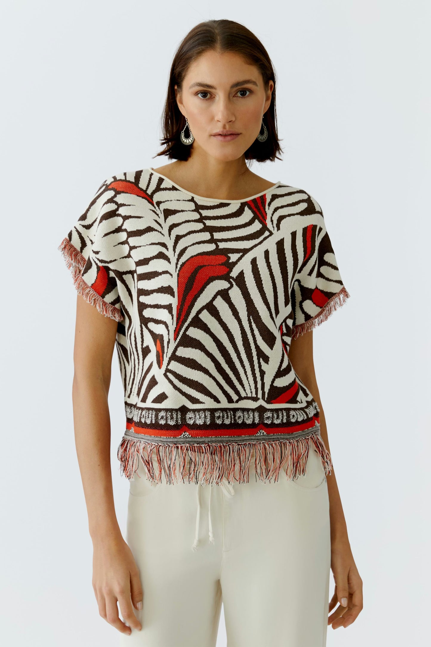 FRINGE SHORT SLEEVE PULLOVER