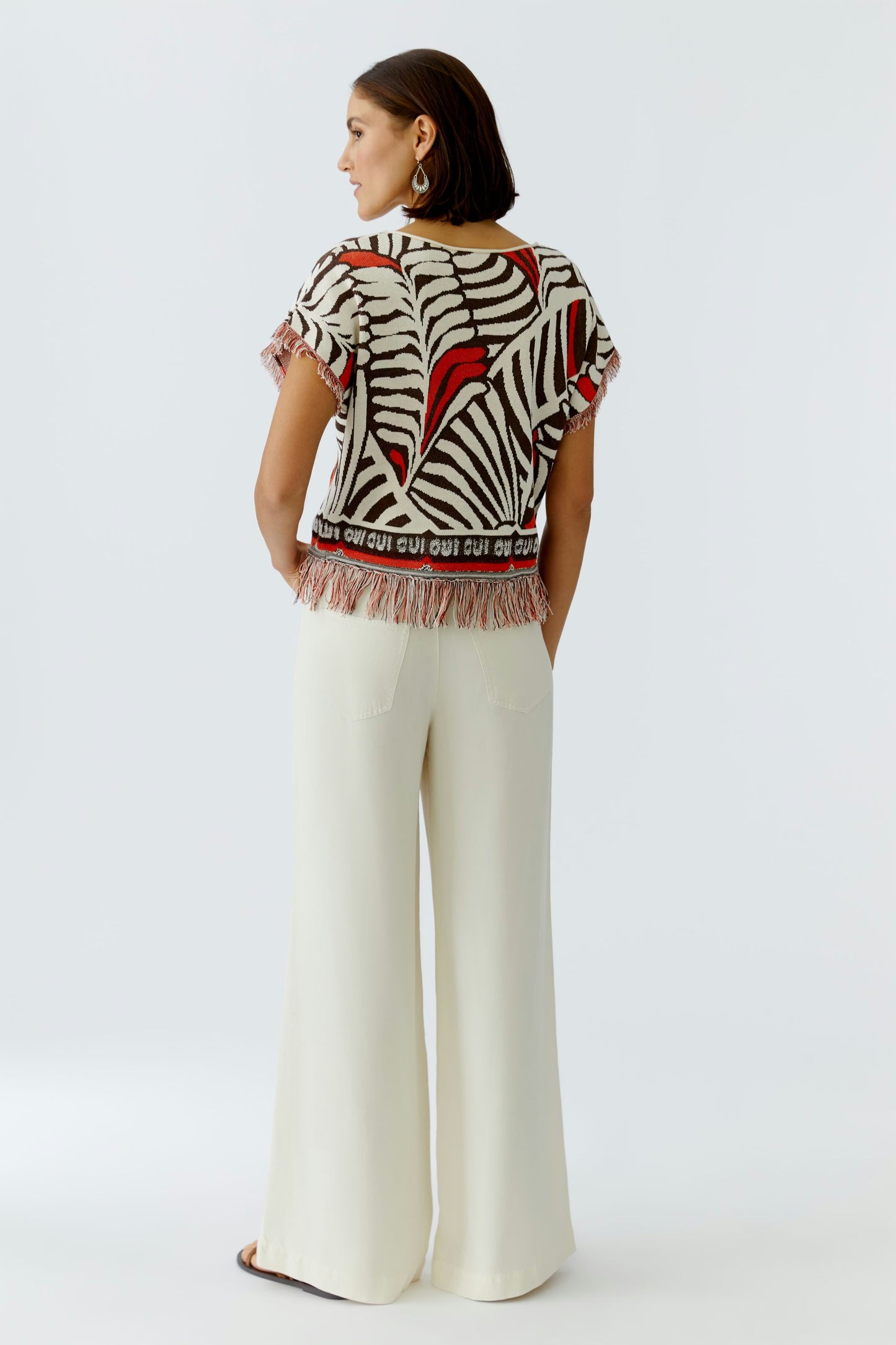FRINGE SHORT SLEEVE PULLOVER