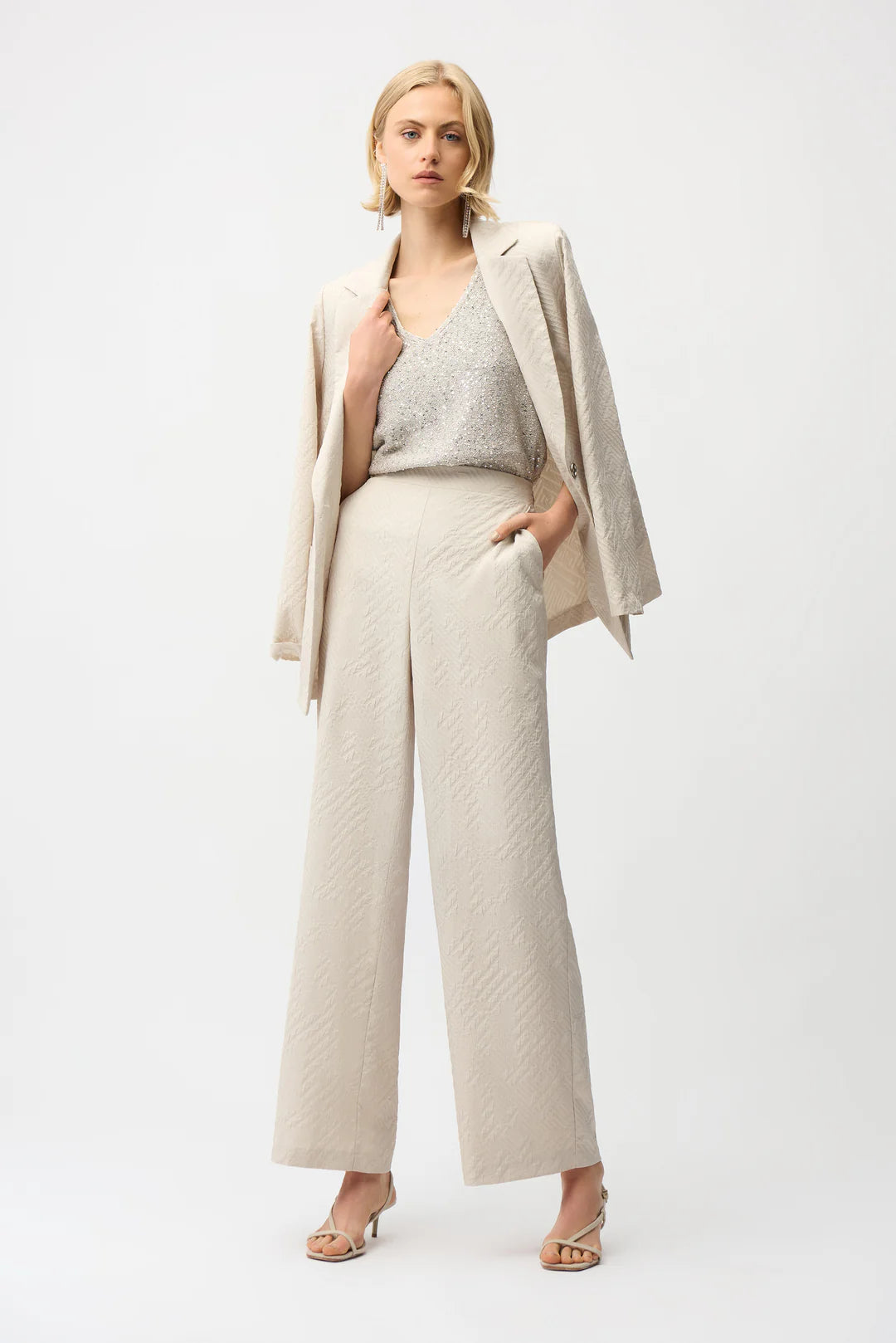 JACQUARD GEOMETRICAL TEXTURE WIDE LEG PULL ON PANT