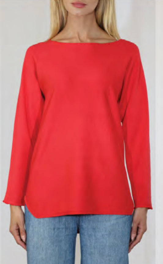 SCOOP NECK PULLOVER W/SHIRTTAIL