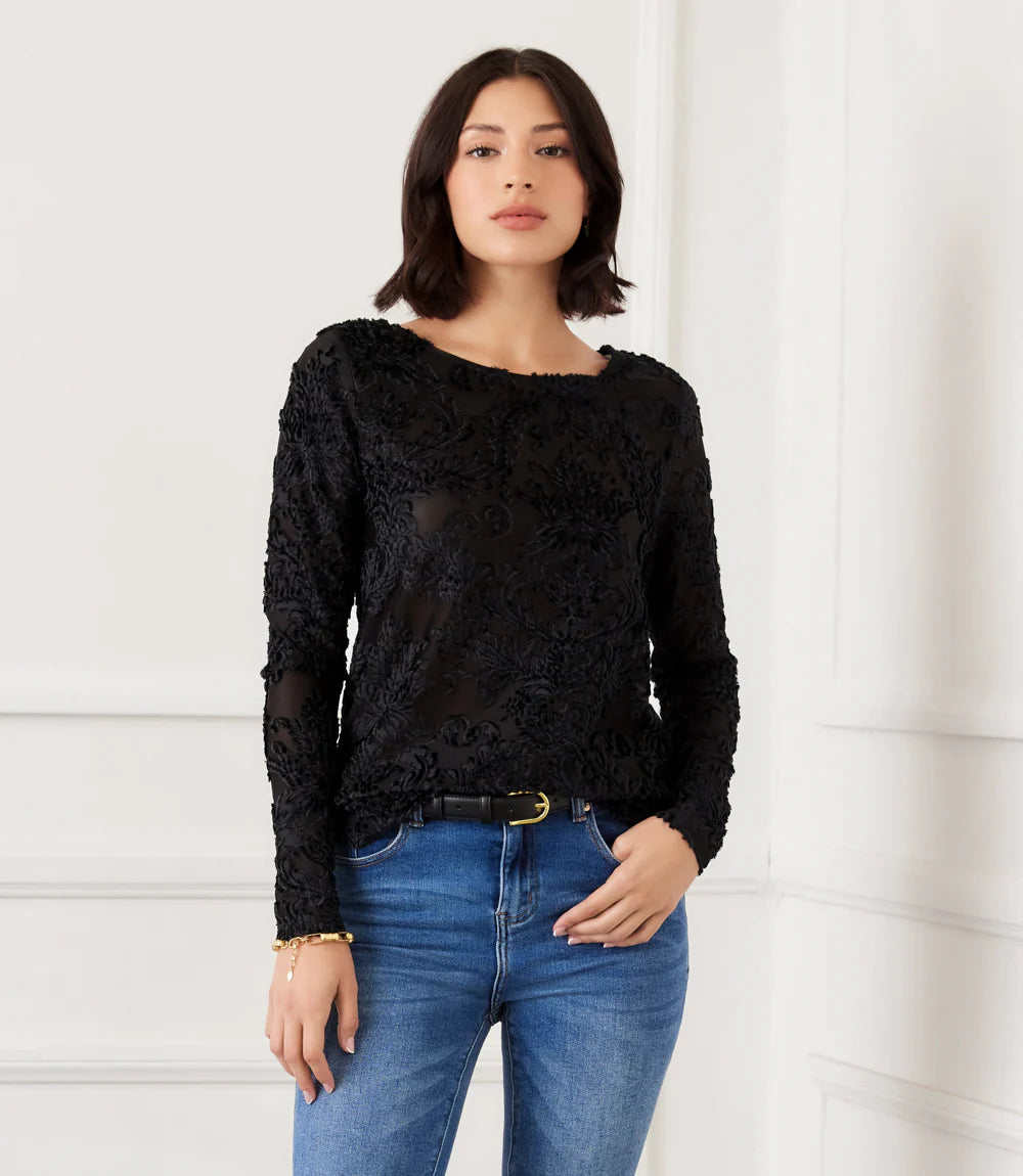 VELVET JACQUARD SHIRTTAIL TOP