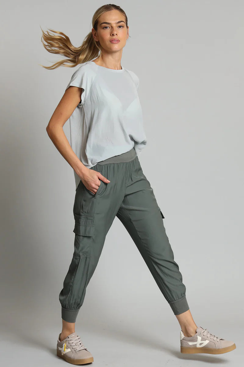 D-SATIN CARGO JOGGER PANT