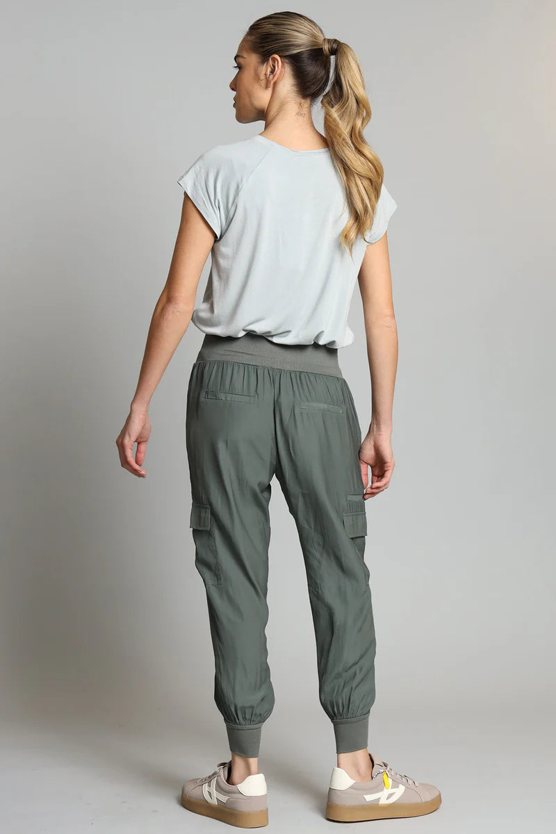 D-SATIN CARGO JOGGER PANT