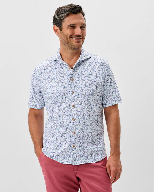 ROAD TRIP PERFORMANCE SHIRT