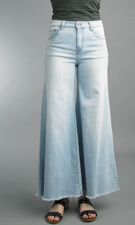 WIDE LEG JEAN