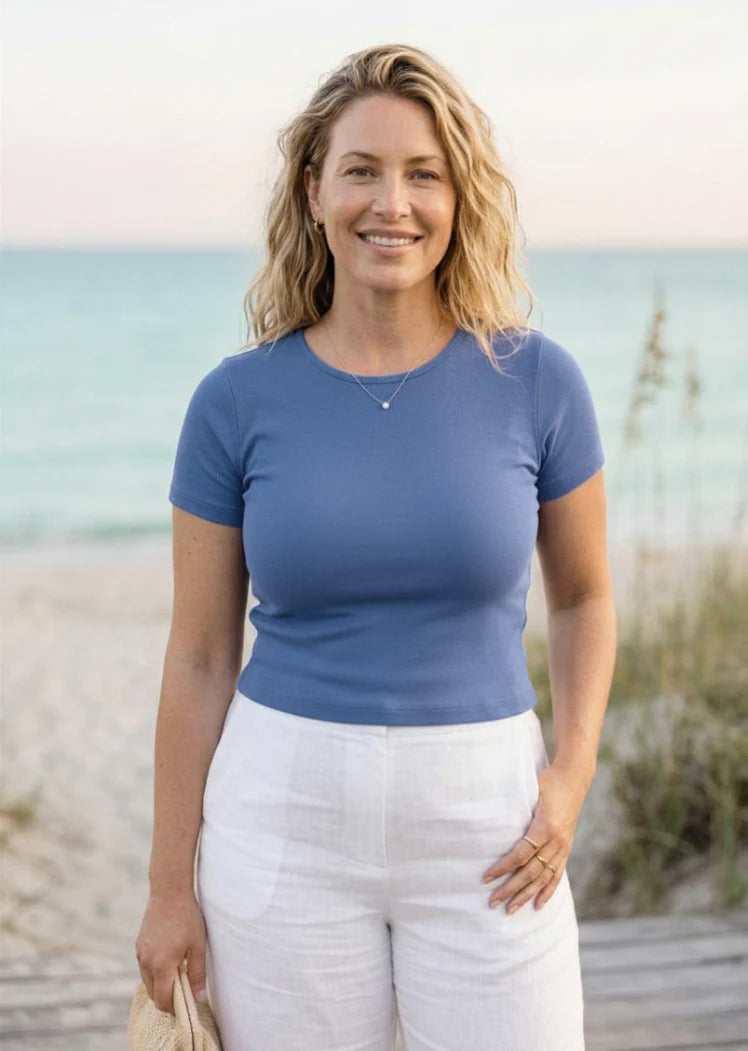 SHORT SLEEVE WAIST LENGTH TOP / CURVY