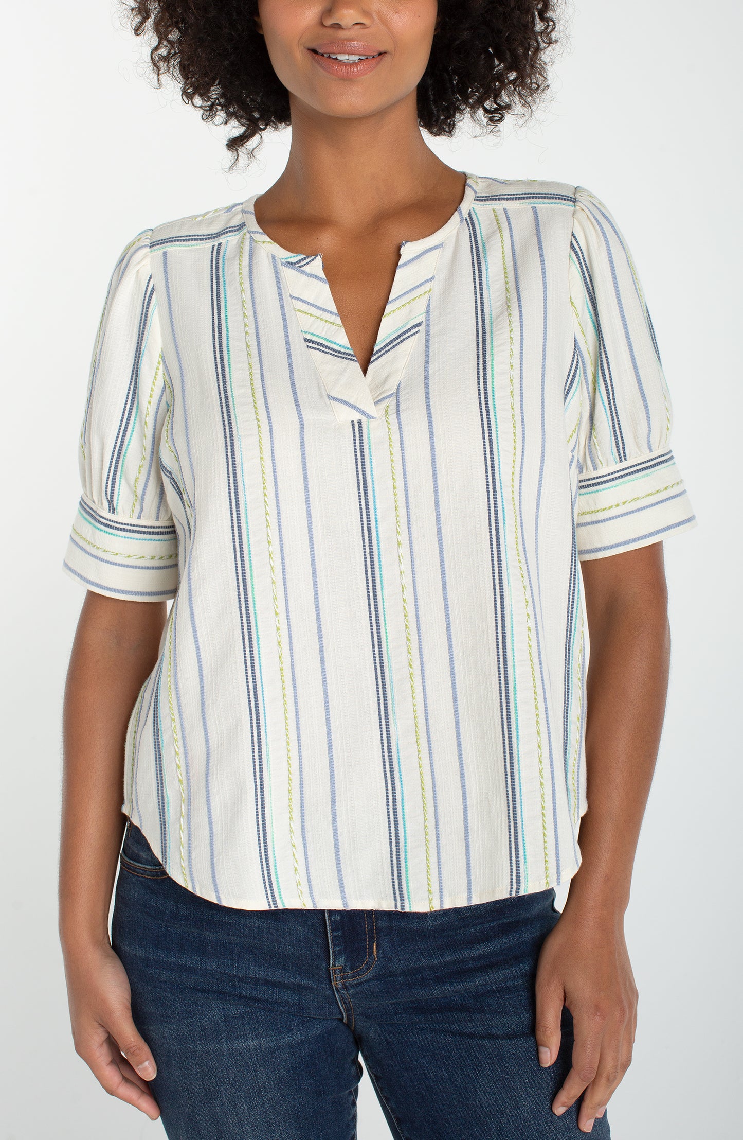 SHORT SLEEVE POPOVER WOVEN TOP