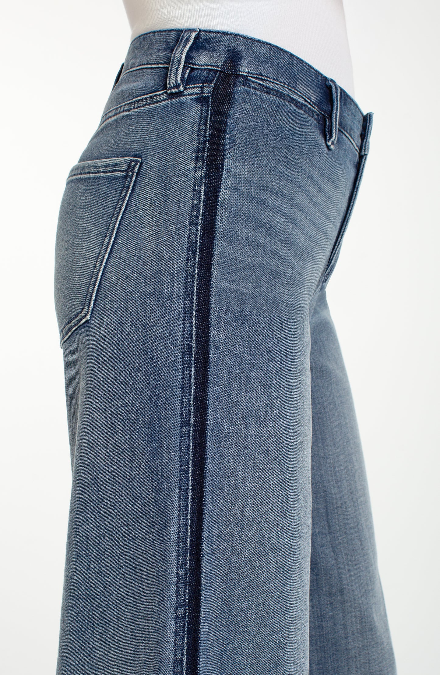 SUPER STRIDE WIDE LEG 30" INS