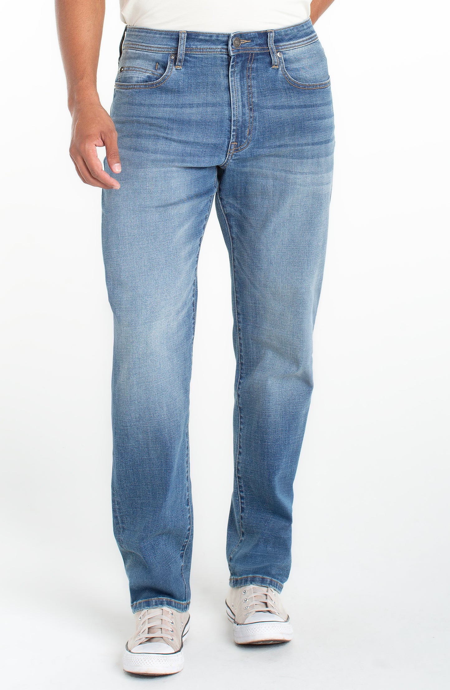 ATHLETIC TAPER JEAN 32" INS