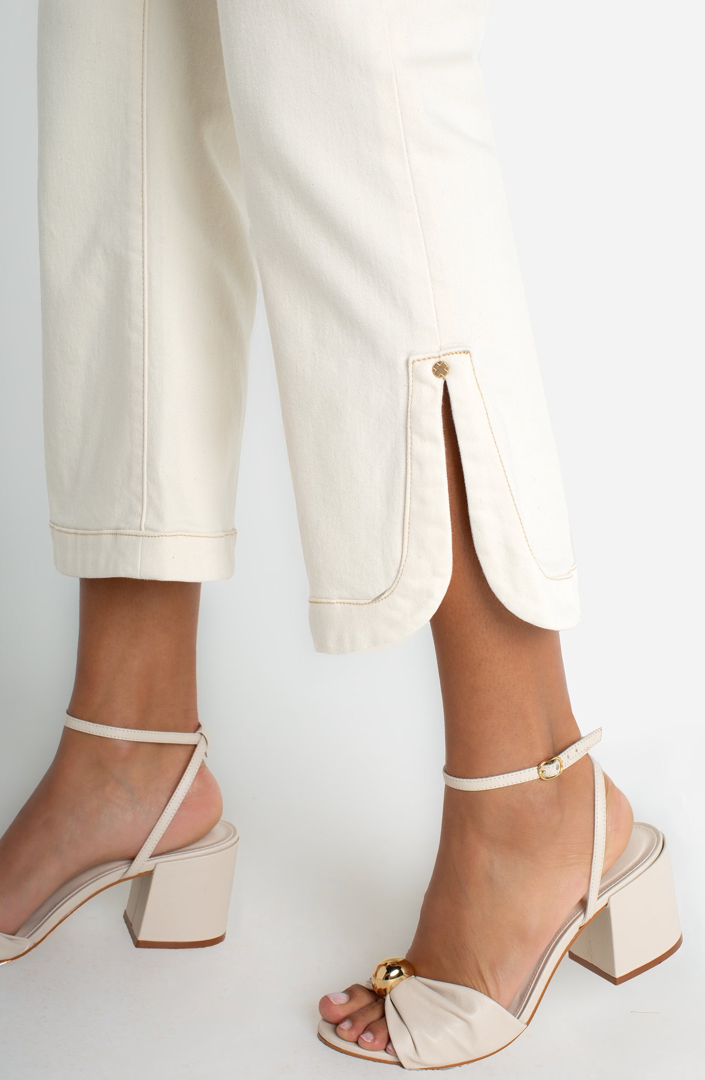 HIGH RISE HANNAH CROP FLARE W/ TULIP HEM